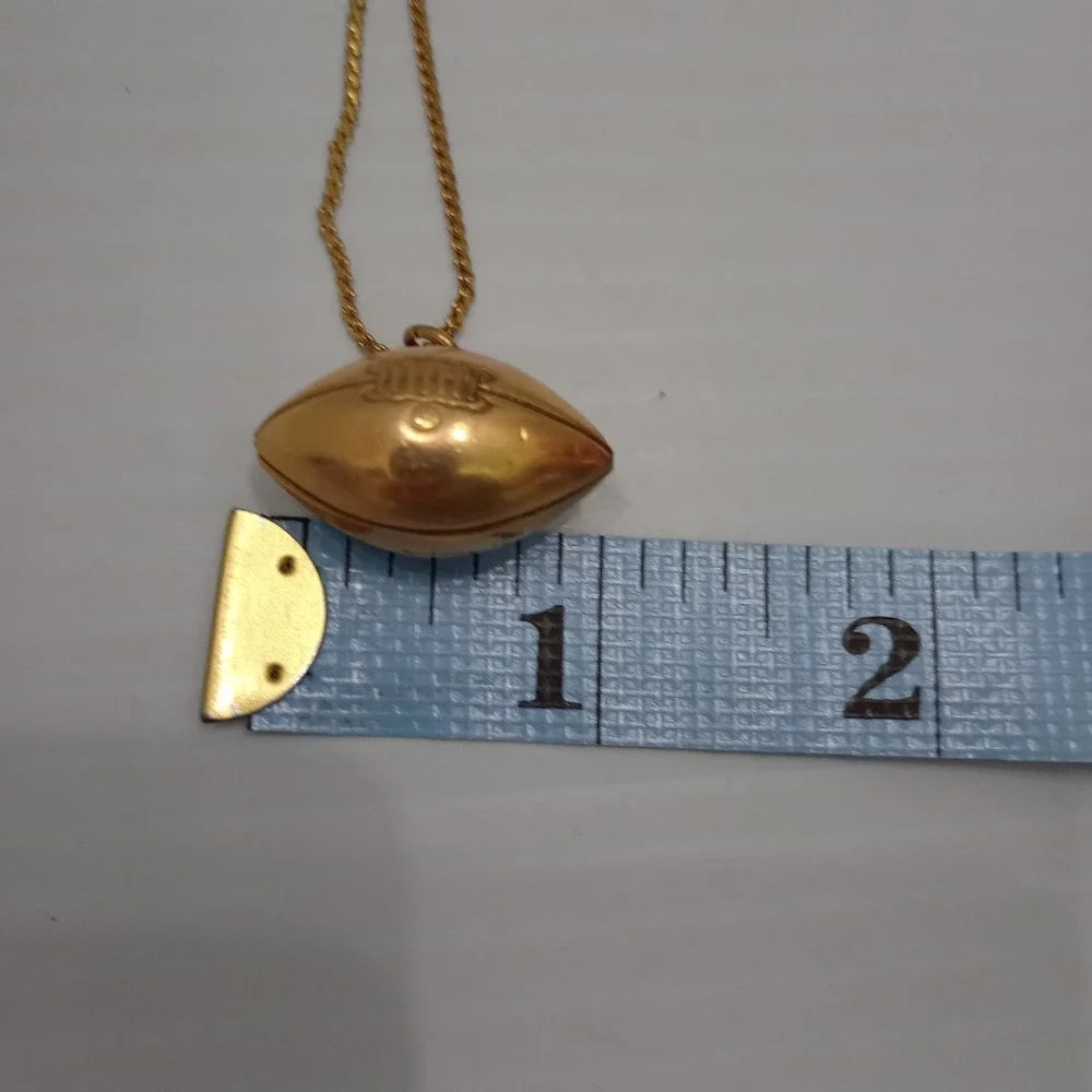 Vintage‎ Football Pendant Necklace JMF 1/20 Gold Filled